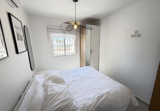 2 soveværelse Villa til salg i Blue Lagoon med swimmingpool - € 249.000 (Ref: 9863868)