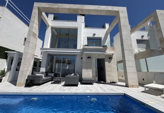 4 slaapkamer Villa te koop in Lomas de Cabo Roig - Los Dolses, Orihuela met zwembad - € 619.995 (Ref: 9863869)
