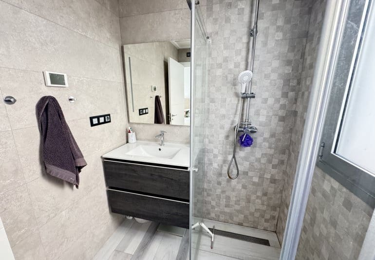 4 slaapkamer Villa te koop in Orihuela Costa met zwembad - € 619.995 (Ref: 9863869)