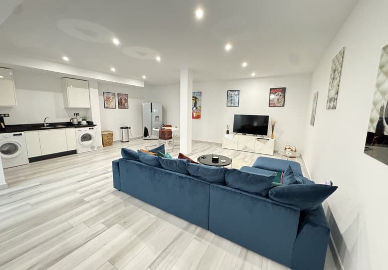 4 slaapkamer Villa te koop in Orihuela Costa met zwembad - € 619.995 (Ref: 9863869)