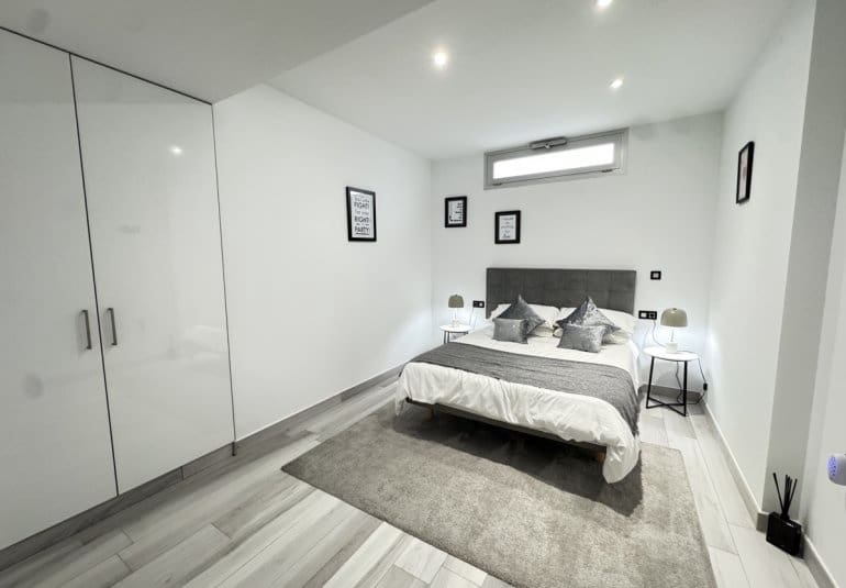 4 slaapkamer Villa te koop in Orihuela Costa met zwembad - € 619.995 (Ref: 9863869)