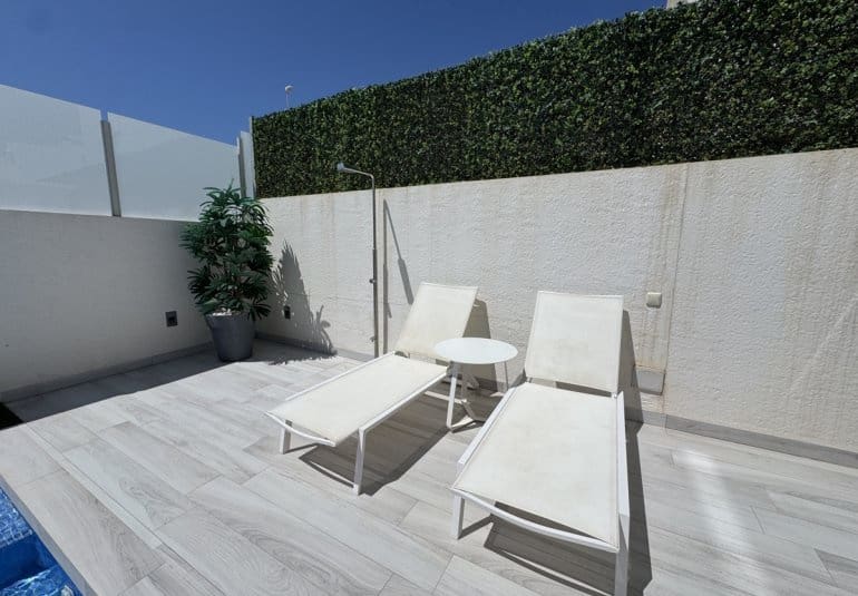4 slaapkamer Villa te koop in Orihuela Costa met zwembad - € 619.995 (Ref: 9863869)