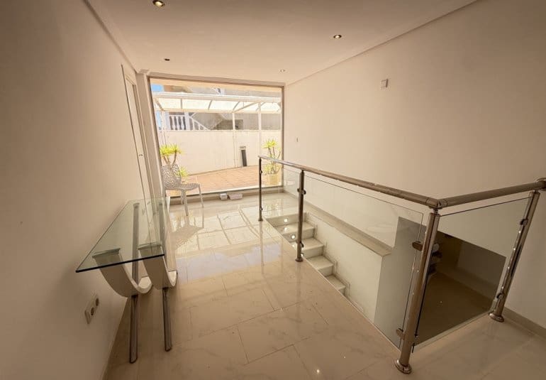 4 bedroom Villa for sale in Torremendo with pool - € 335,000 (Ref: 9868185)