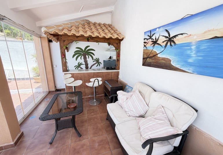 4 bedroom Villa for sale in Torremendo with pool - € 335,000 (Ref: 9868185)