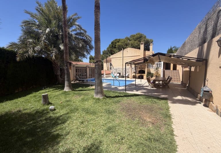 4 camera da letto Villa in vendita in Los Balcones con piscina - 490.000 € (Rif: 9868186)