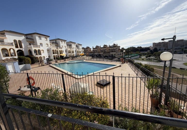 2 chambre Appartement à vendre à La Zenia avec piscine - 175 000 € (Ref: 9883921)
