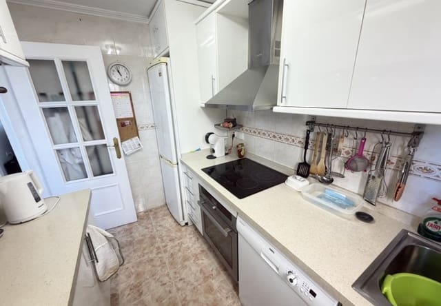 3 Zimmer Apartment zu verkaufen in La Zenia, Orihuela mit Pool - 188.500 € (Ref: 9883922)