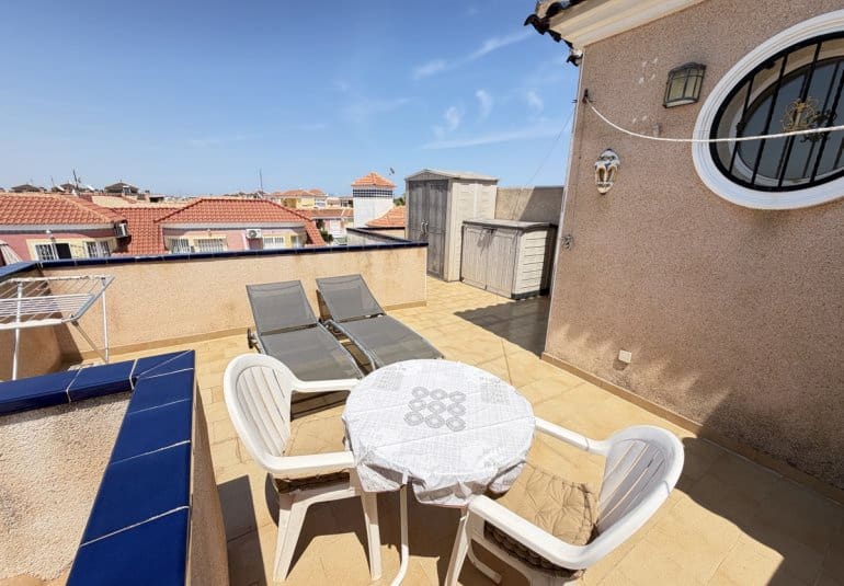 2 Zimmer Doppelhaus zu verkaufen in La Zenia mit Pool - 269.000 € (Ref: 9883923)