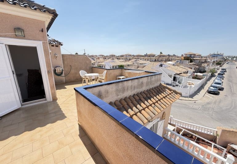 2 Zimmer Doppelhaus zu verkaufen in La Zenia mit Pool - 269.000 € (Ref: 9883923)