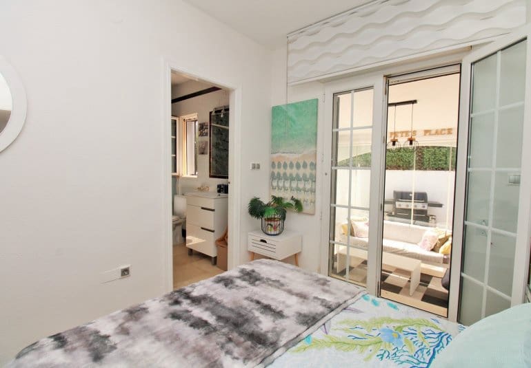 3 bedroom Villa for sale in Villamartin with pool - € 424,900 (Ref: 9961725)
