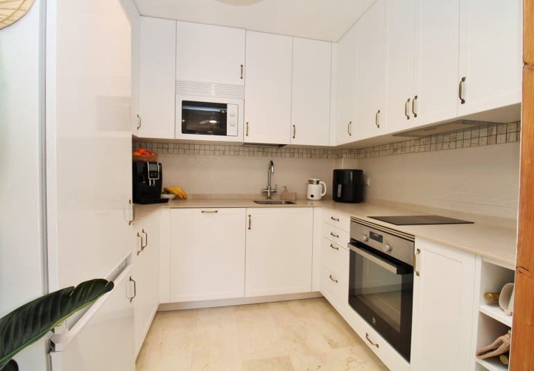 3 bedroom Townhouse for sale in Villamartin with pool - € 269,500 (Ref: 9961726)