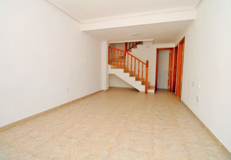 2 sypialnia Dom na sprzedaż w Playa Flamenca z basenem - 215 000 € (Ref: 9961727)