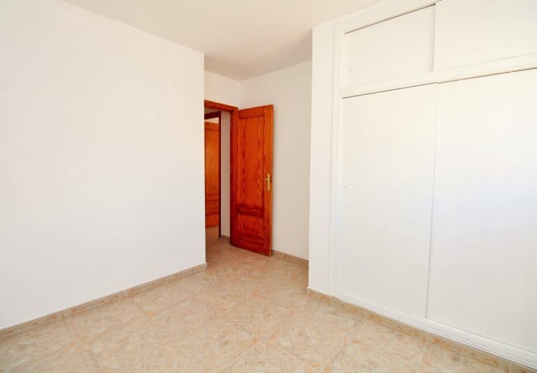 2 sypialnia Dom na sprzedaż w Playa Flamenca z basenem - 215 000 € (Ref: 9961727)