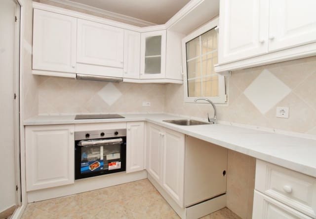 2 sypialnia Dom na sprzedaż w Playa Flamenca, Orihuela z basenem - 215 000 € (Ref: 9961727)