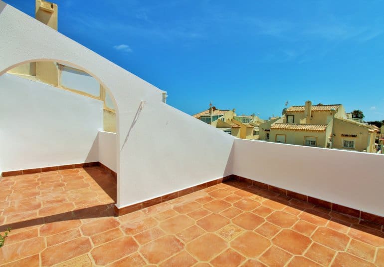 2 sypialnia Dom na sprzedaż w Playa Flamenca z basenem - 215 000 € (Ref: 9961727)