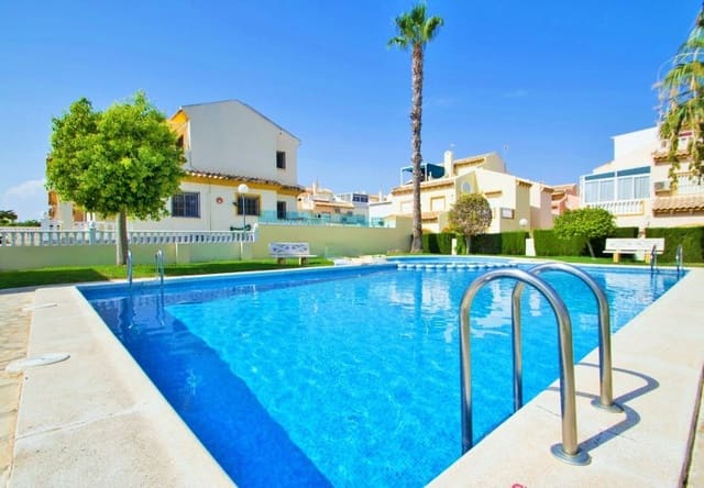 2 sypialnia Dom na sprzedaż w Playa Flamenca, Orihuela z basenem - 215 000 € (Ref: 9961727)
