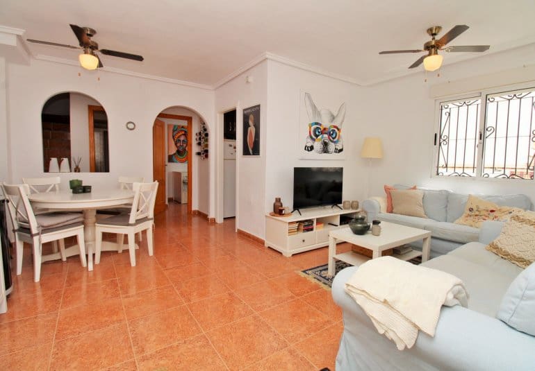 3 bedroom Townhouse for sale in Los Altos with pool - € 269,000 (Ref: 9961728)