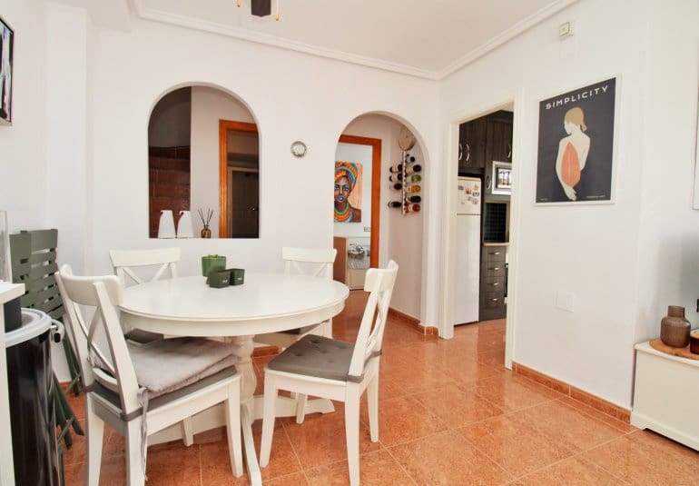 3 bedroom Townhouse for sale in Los Altos with pool - € 269,000 (Ref: 9961728)