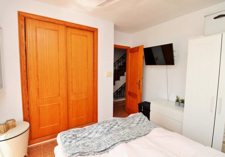 3 bedroom Townhouse for sale in Los Altos with pool - € 269,000 (Ref: 9961728)