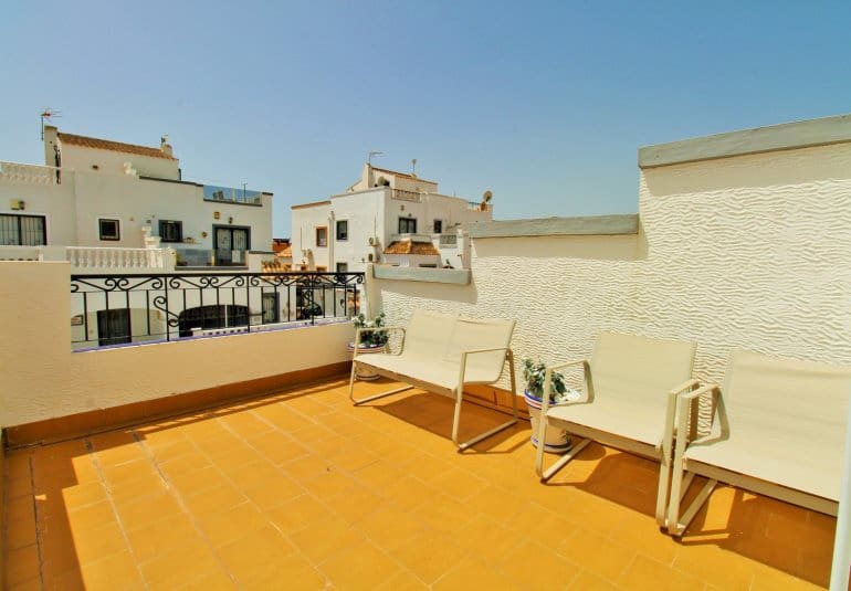 3 bedroom Townhouse for sale in Los Altos with pool - € 269,000 (Ref: 9961728)
