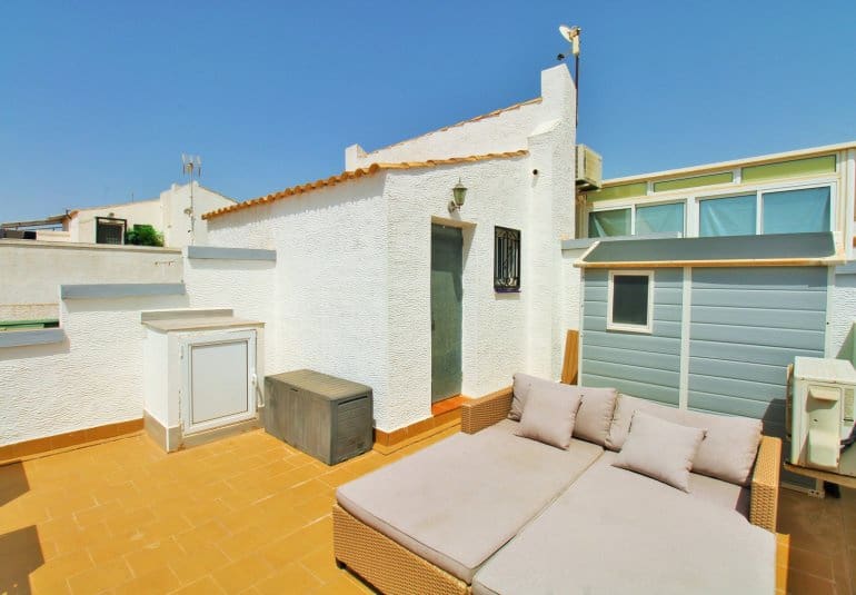 3 bedroom Townhouse for sale in Los Altos with pool - € 269,000 (Ref: 9961728)