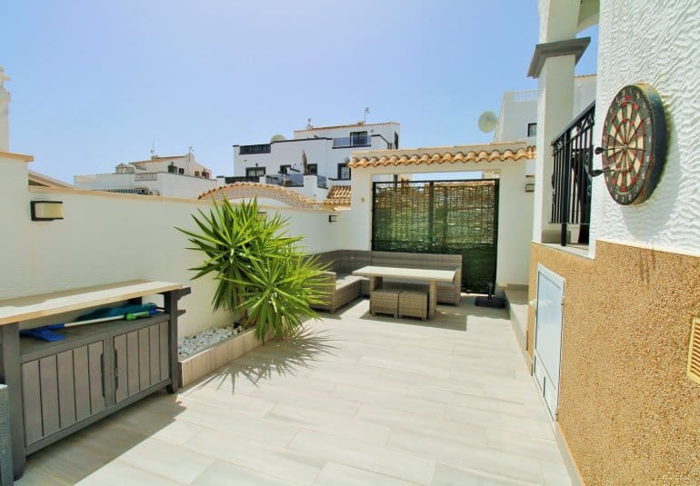 3 bedroom Townhouse for sale in Los Altos with pool - € 269,000 (Ref: 9961728)