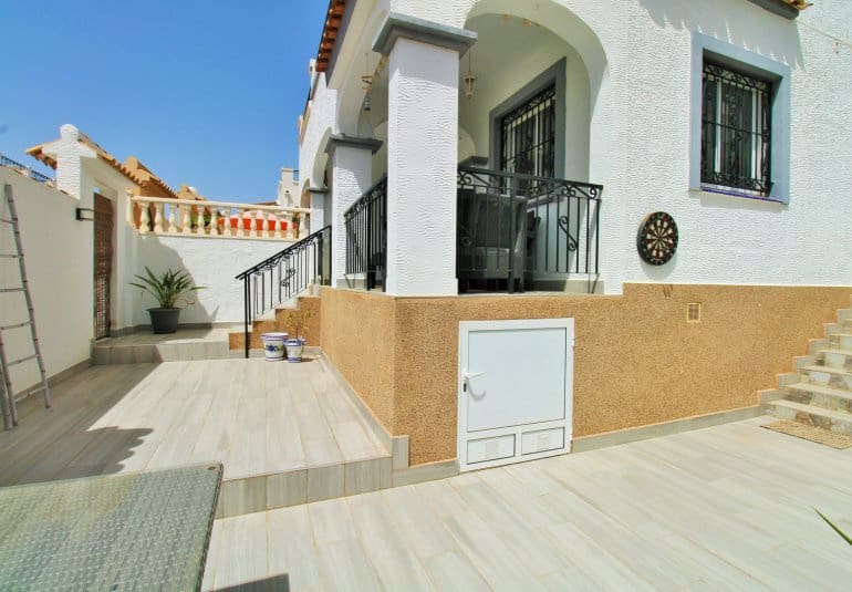 3 bedroom Townhouse for sale in Los Altos with pool - € 269,000 (Ref: 9961728)
