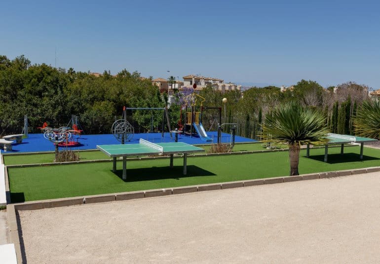 3 bedroom Townhouse for sale in Los Altos with pool - € 269,000 (Ref: 9961728)