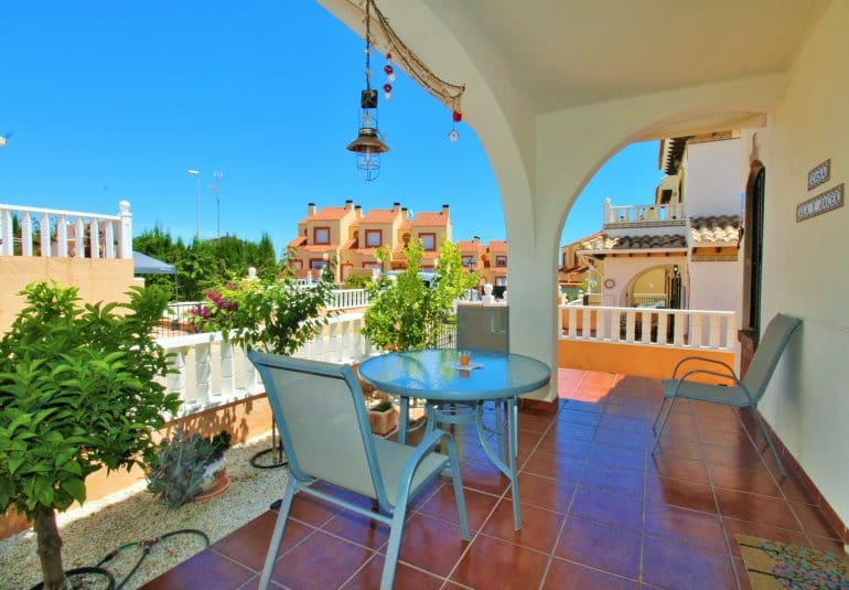 2 soverom Hus til salgs i Cabo Roig med svømmebasseng - € 219 900 (Ref: 9961729)