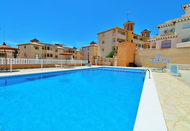 2 soverom Hus til salgs i Cabo Roig, Orihuela med svømmebasseng - € 219 900 (Ref: 9961729)