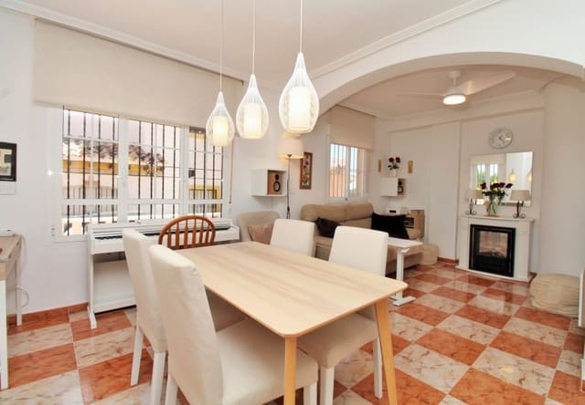 2 soverom Hus til salgs i Cabo Roig, Orihuela med svømmebasseng - € 219 900 (Ref: 9961729)