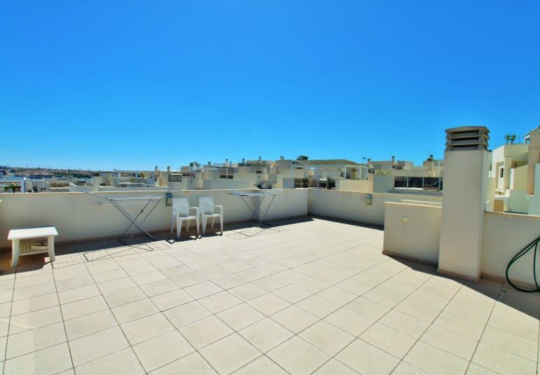 3 bedroom Villa for sale in Villamartin with pool - € 469,000 (Ref: 9961730)