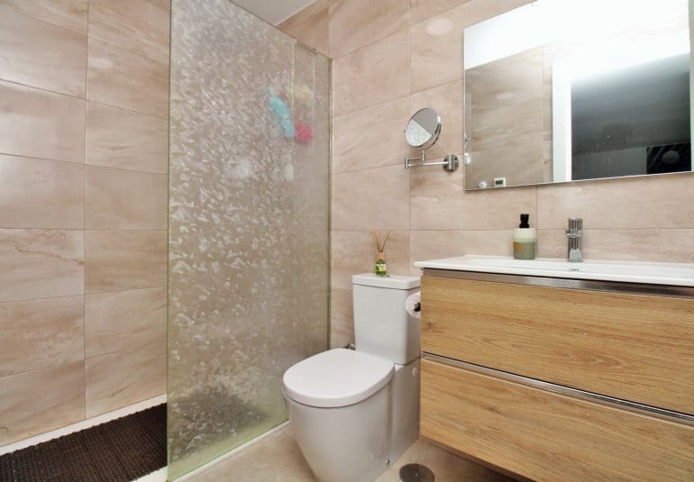 3 bedroom Villa for sale in Villamartin with pool - € 469,000 (Ref: 9961730)
