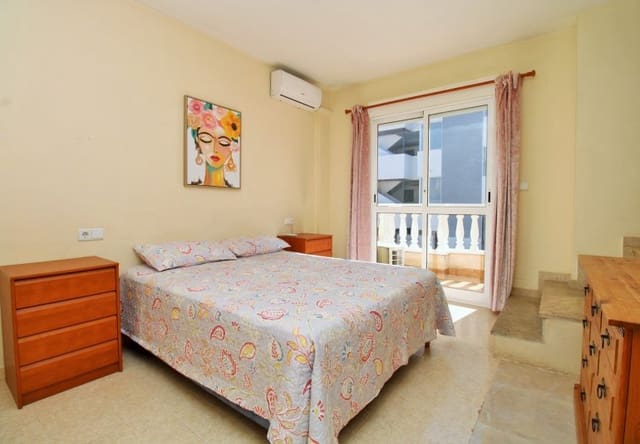 2 Zimmer Haus zu verkaufen in Villamartin, Orihuela mit Pool - 162.995 € (Ref: 9961733)