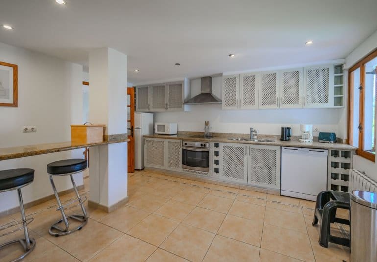 4 bedroom Villa for sale in Cabo Roig with pool - € 2,500,000 (Ref: 9961737)