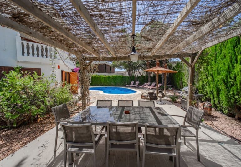 4 bedroom Villa for sale in Cabo Roig with pool - € 2,500,000 (Ref: 9961737)