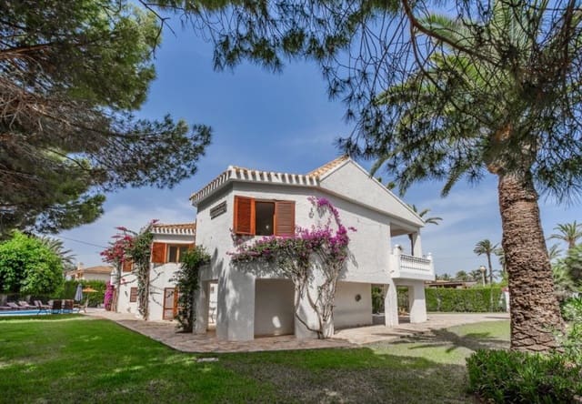 4 soveværelse Villa til salg i Cabo Roig, Orihuela med swimmingpool - € 2.500.000 (Ref: 9961737)