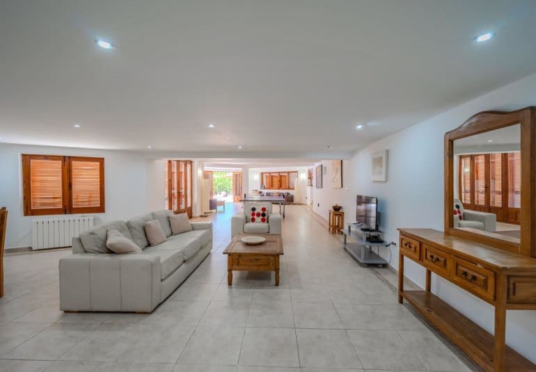 4 bedroom Villa for sale in Cabo Roig with pool - € 2,500,000 (Ref: 9961737)