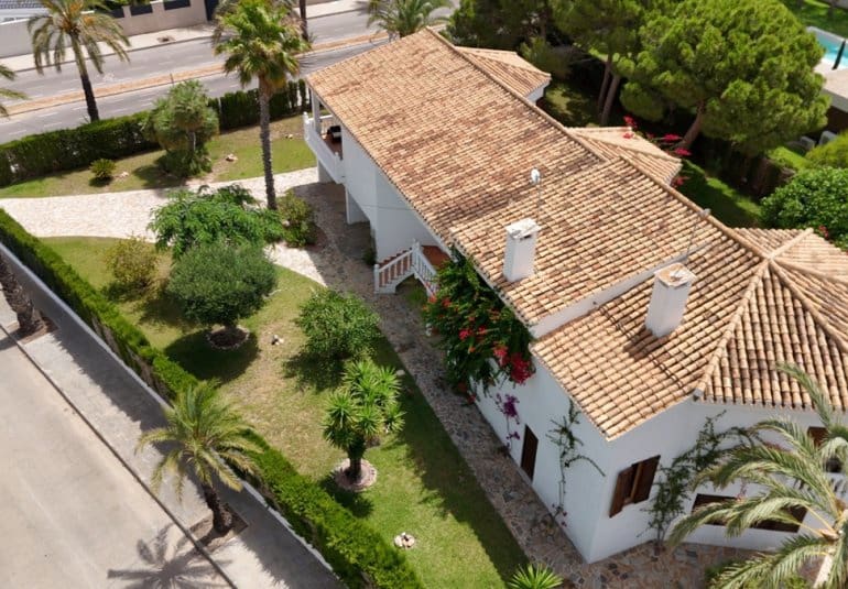 4 bedroom Villa for sale in Cabo Roig with pool - € 2,500,000 (Ref: 9961737)