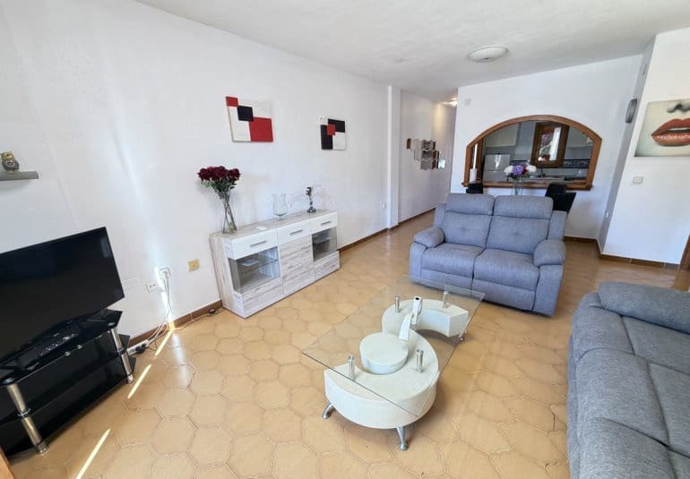 2 bedroom Apartment for sale in Villamartin with pool - € 164,900 (Ref: 9961738)