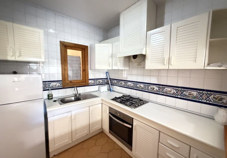 2 bedroom Apartment for sale in Villamartin with pool - € 164,900 (Ref: 9961738)