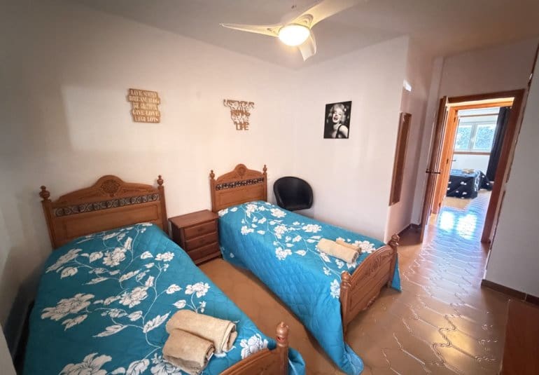 2 bedroom Apartment for sale in Villamartin with pool - € 164,900 (Ref: 9961738)