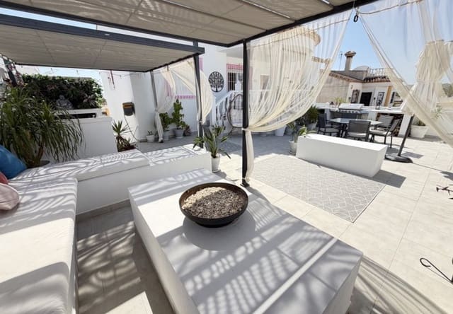 3 Zimmer Villa zu verkaufen in San Miguel de Salinas mit Pool - 350.000 € (Ref: 9961739)