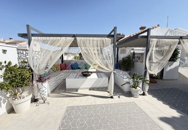 3 Zimmer Villa zu verkaufen in San Miguel de Salinas mit Pool - 350.000 € (Ref: 9961739)