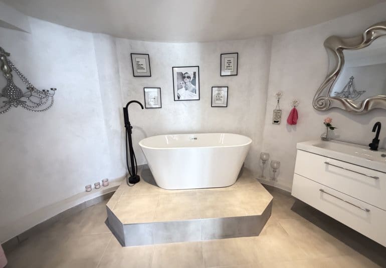3 Zimmer Villa zu verkaufen in San Miguel de Salinas mit Pool - 350.000 € (Ref: 9961739)