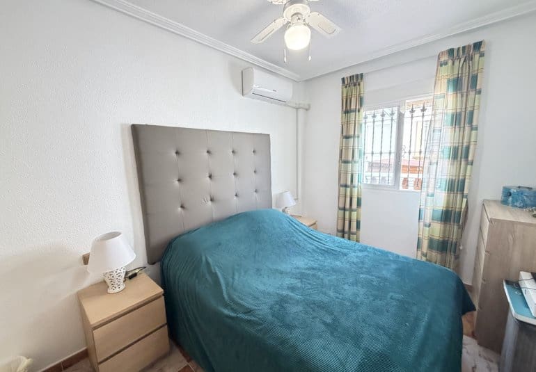 2 bedroom Townhouse for sale in La Zenia with pool - € 225,000 (Ref: 9961741)