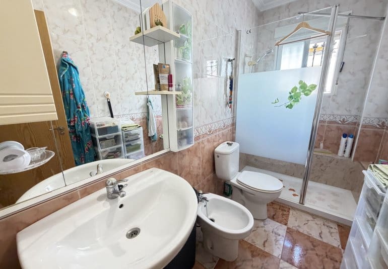 2 bedroom Townhouse for sale in La Zenia with pool - € 225,000 (Ref: 9961741)