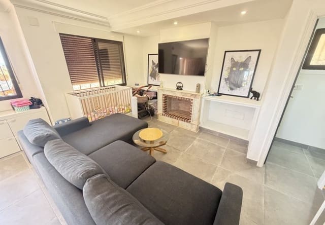 2 soveværelse Villa til salg i Villamartin, Orihuela med swimmingpool - € 218.000 (Ref: 9961743)