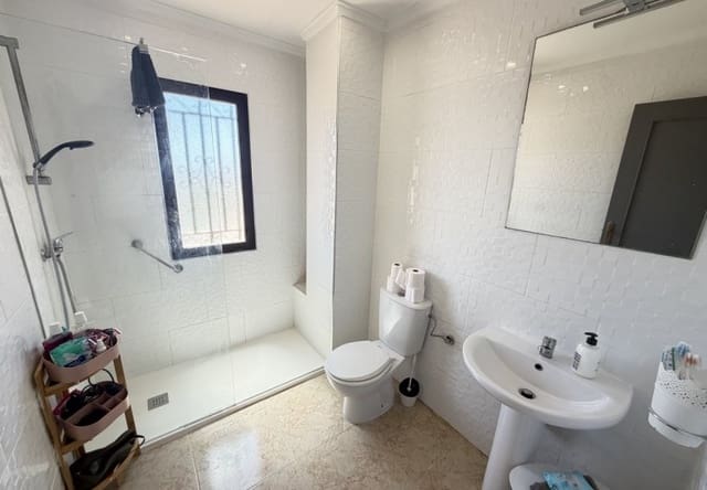 2 soveværelse Villa til salg i Villamartin, Orihuela med swimmingpool - € 218.000 (Ref: 9961743)