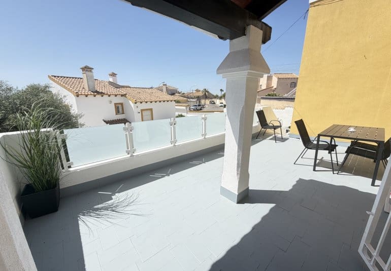 3 bedroom Villa for sale in Villamartin with pool - € 419,995 (Ref: 9961744)